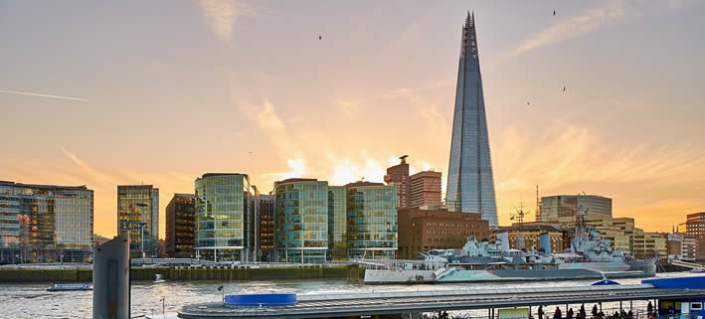 The Shard: Mehr als nur ein Wolkenkratzer – Ein vertikaler Stadtteil in Londons Himmel