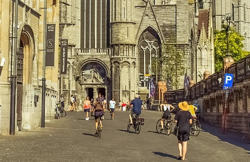 Mit dem Fahrrad durch Gent: Entdeckungsreise durch die Stadt