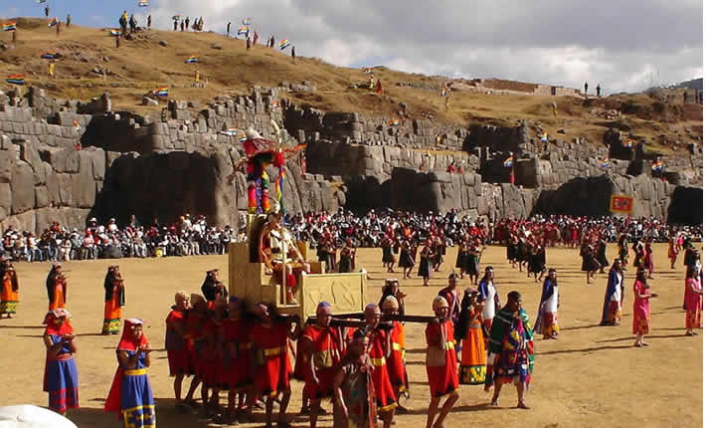 Inti Raymi: Die Wiedergeburt der Sonne in den Anden