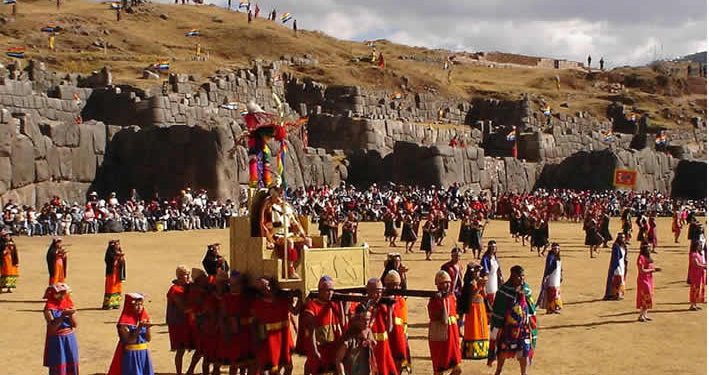 Inti Raymi: Die Wiedergeburt der Sonne in den Anden